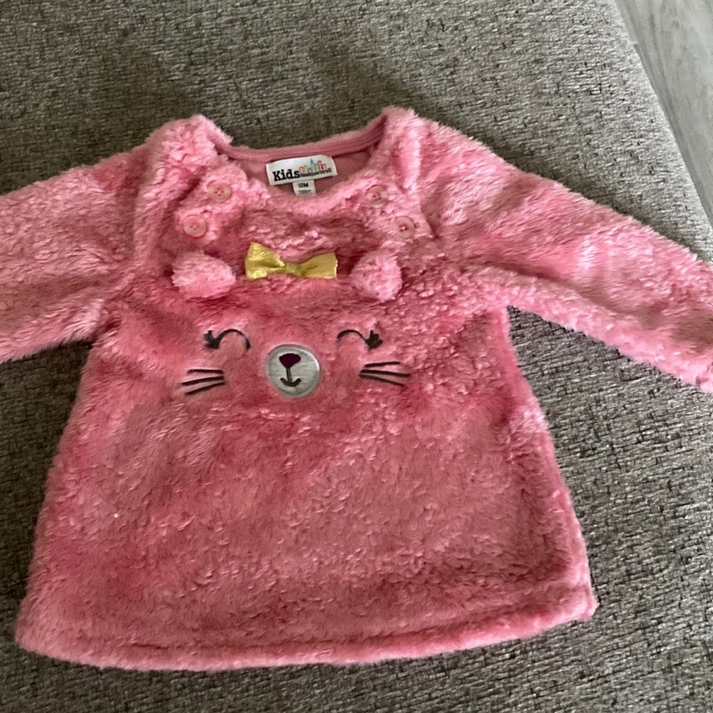 Pink sweatshirt